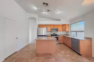 43676 W Wade Dr, Maricopa, AZ 85138 - Photo 6