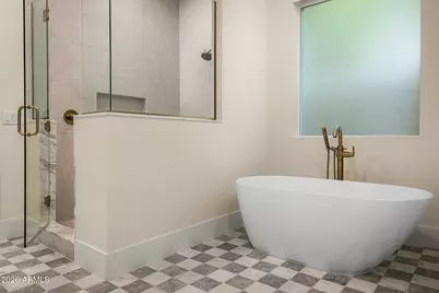 4048 E Minnezona Avenue, Phoenix, AZ 85018 - Photo 10