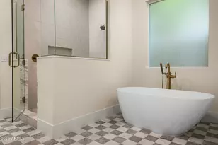 4048 E Minnezona Ave, Phoenix, AZ 85018 - Photo 10