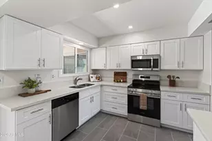 18010 N 134th Dr, Sun City West, AZ 85375 - Photo 10