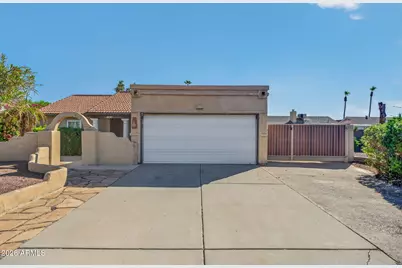 10415 N 63rd Drive, Glendale, AZ 85302 - Photo 2