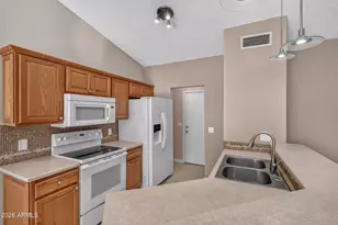 10415 N 63rd Dr, Glendale, AZ 85302 - Photo 22