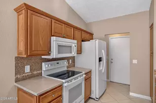10415 N 63rd Dr, Glendale, AZ 85302 - Photo 20