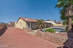 10415 N 63rd Dr, Glendale, AZ 85302 - Photo 2