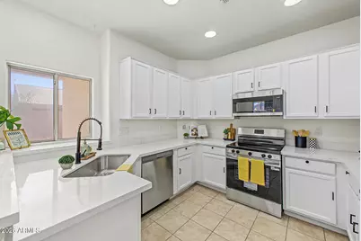 12545 W Monroe Street, Avondale, AZ 85323 - Photo 8