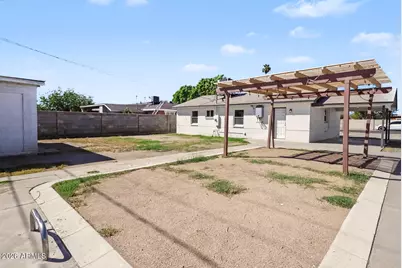 639 S Sirrine --, Mesa, AZ 85210 - Photo 20