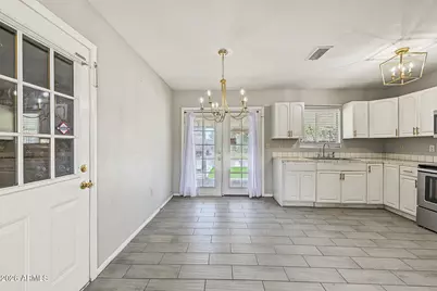 568 N 111th Street, Mesa, AZ 85207 - Photo 10