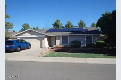 862 W Alamo Drive, Chandler, AZ 85225 - Photo 1