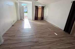 580 N Danyell Ct, Chandler, AZ 85225 - Photo 2