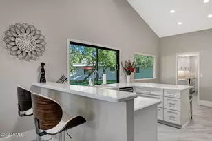 10559 N 104th Pl, Scottsdale, AZ 85258 - Photo 8