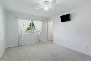 10916 W Peoria Ave, Sun City, AZ 85351 - Photo 16