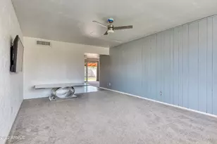 201 W Alameda Dr, Tempe, AZ 85282 - Photo 10