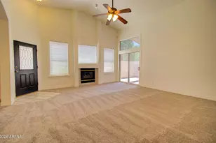 2089 E Huron Ct, Gilbert, AZ 85234 - Photo 8