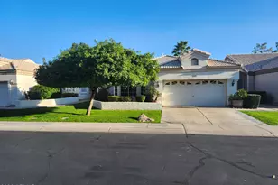 2089 E Huron Ct, Gilbert, AZ 85234 - Photo 1