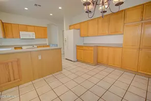 2089 E Huron Ct, Gilbert, AZ 85234 - Photo 16
