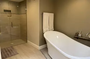 10460 N 104th Pl, Scottsdale, AZ 85258 - Photo 12