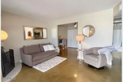 8058 E Oak Street, Scottsdale, AZ 85257 - Photo 2