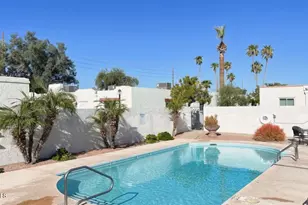 8058 E Oak St, Scottsdale, AZ 85257 - Photo 1