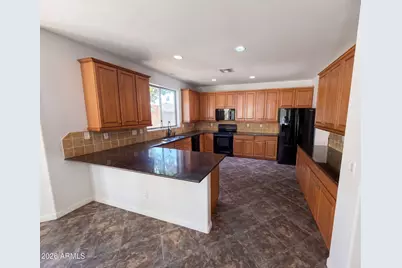 15033 W Aster Drive, Surprise, AZ 85379 - Photo 2