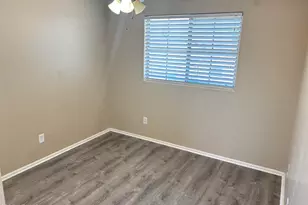 7265 W Glenn Dr, Glendale, AZ 85303 - Photo 12