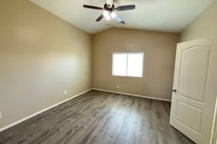 7265 W Glenn Dr, Glendale, AZ 85303 - Photo 10