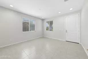 12354 W Gardenia Ct, Glendale, AZ 85307 - Photo 2