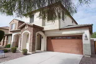 4230 S Mariposa Dr, Gilbert, AZ 85297 - Photo 2