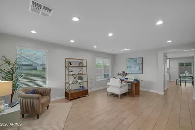 7965 S Abbey Lane, Gilbert, AZ 85298 - Photo 6