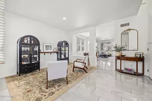 2340 E Wayland Dr, Phoenix, AZ 85040 - Photo 4