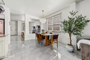 2340 E Wayland Dr, Phoenix, AZ 85040 - Photo 8