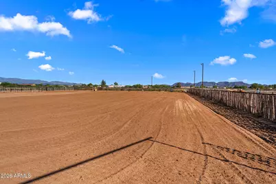 50828 W Long Rifle Road, Aguila, AZ 85320 - Photo 18