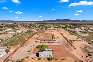 50828 W Long Rifle Rd, Aguila, AZ 85320 - Photo 1