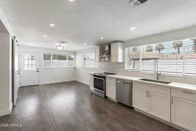632 N 74th Place, Scottsdale, AZ 85257 - Photo 10