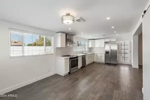 632 N 74th Pl, Scottsdale, AZ 85257 - Photo 12