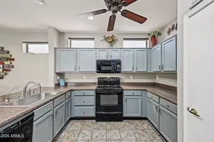 15833 W Sugar Bush Way, Surprise, AZ 85374 - Photo 8