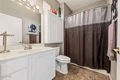 15833 W Sugar Bush Way, Surprise, AZ 85374 - Photo 14