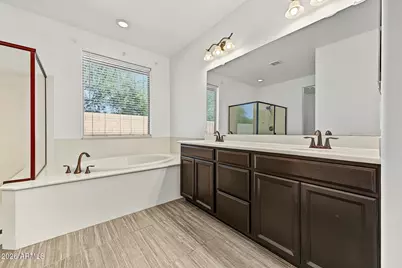 9030 W Seldon Lane, Peoria, AZ 85345 - Photo 14