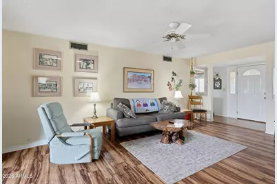 11028 W Salem Drive, Sun City, AZ 85351 - Photo 8