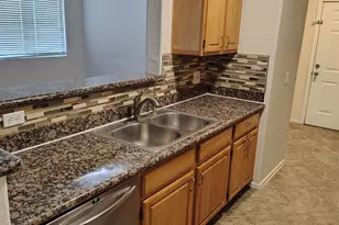 2929 W Yorkshire Dr, Phoenix, AZ 85027 - Photo 6