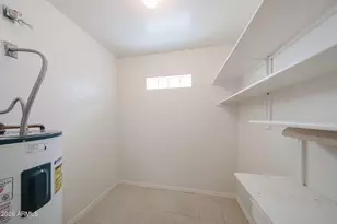 9122 W Hearn Rd, Peoria, AZ 85381 - Photo 34