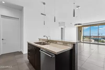 15215 N Kierland Boulevard #Unit 733, Scottsdale, AZ 85254 - Photo 10