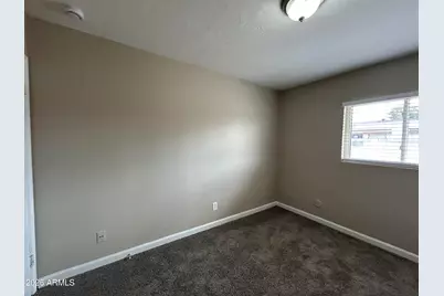 4753 N 70th Avenue, Phoenix, AZ 85033 - Photo 28