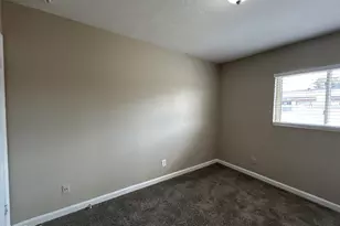 4753 N 70th Ave, Phoenix, AZ 85033 - Photo 28