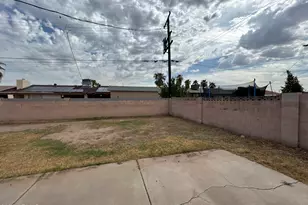 4753 N 70th Ave, Phoenix, AZ 85033 - Photo 42