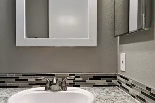 4608 W Maryland Ave, Glendale, AZ 85301 - Photo 10