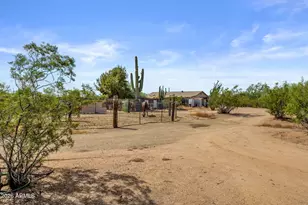 2141 N Plaza Dr, Apache Junction, AZ 85120 - Photo 44
