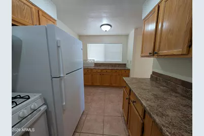 810 W 12th Street, Tempe, AZ 85281 - Photo 8