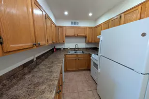 810 W 12th St, Tempe, AZ 85281 - Photo 2