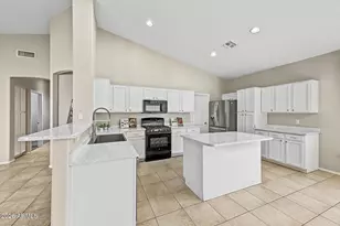 20914 N 94th Ln, Peoria, AZ 85382 - Photo 12