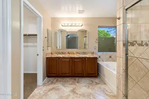 4433 W Phalen Dr, Phoenix, AZ 85087 - Photo 10